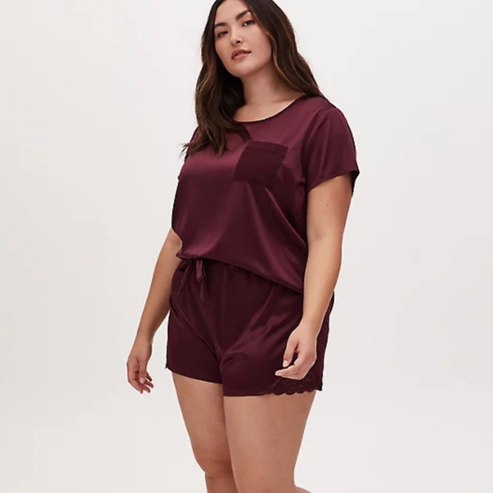 BURGUNDY PURPLE LACE HEM SATIN SLEEP SHORT